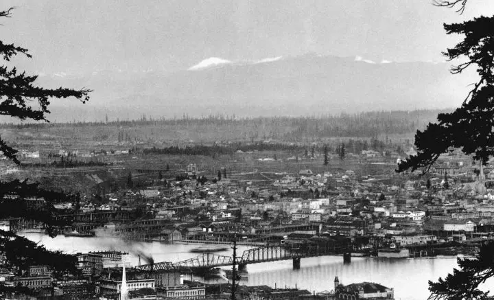 1895 - Morrison Street Bridge