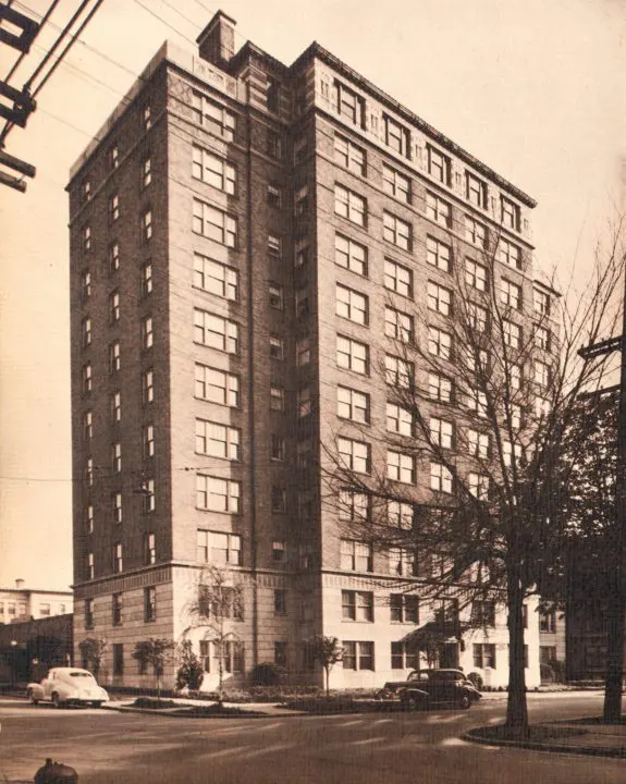Black and white photo of 1223 Spring Street building in Seattle 1929