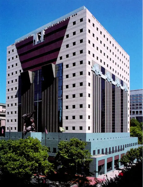 The Portland Building in 1982