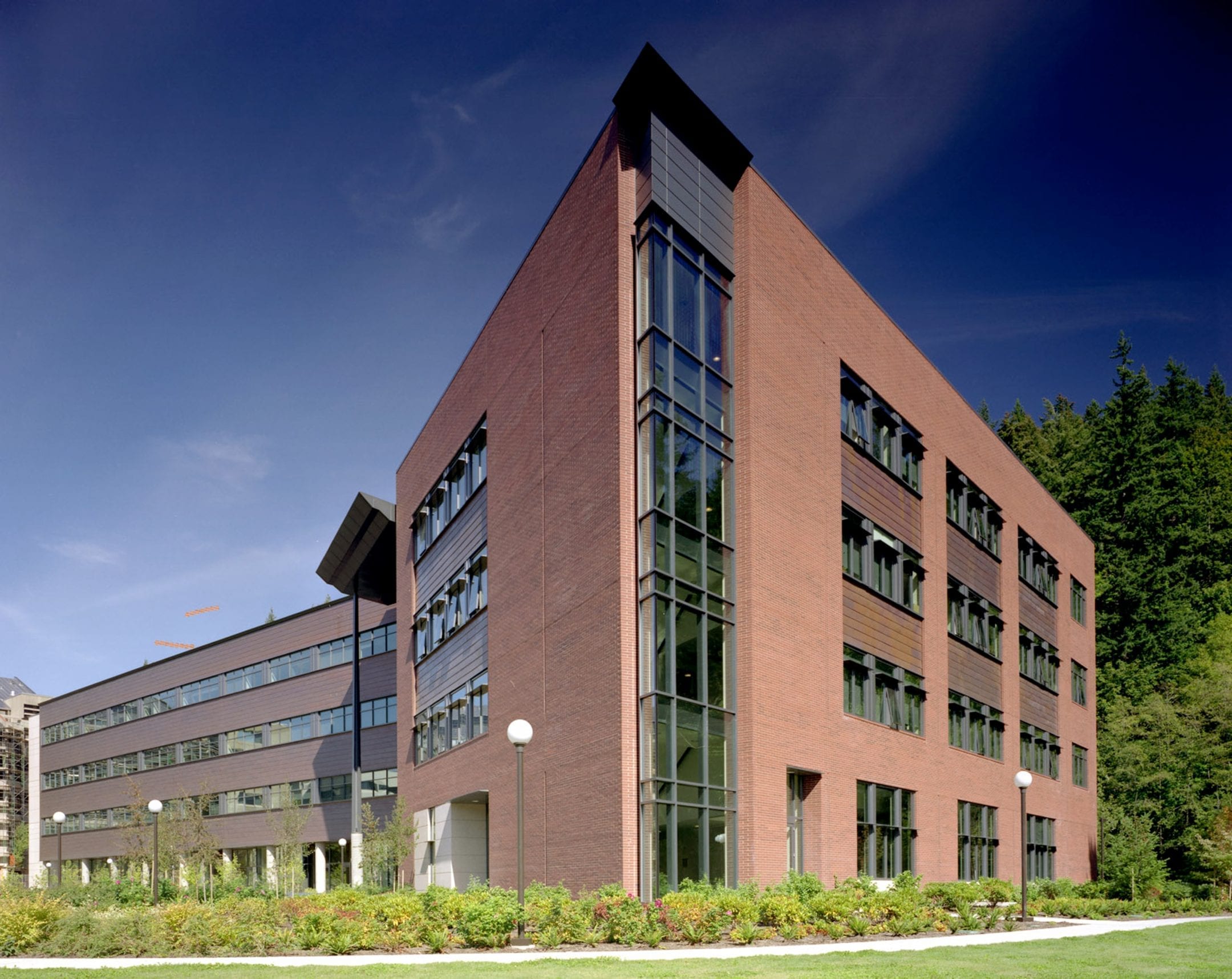 Hoffman Construction — WWU Communications Facility